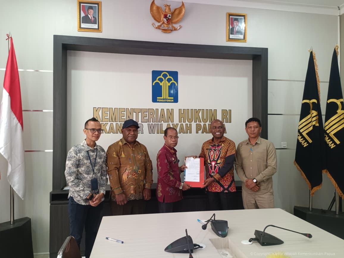 Kanwil Kementerian Hukum Papua Gelar Rapat Pengharmonisasian Dua Rancangan Peraturan Bupati Kabupaten Mamberamo Tengah