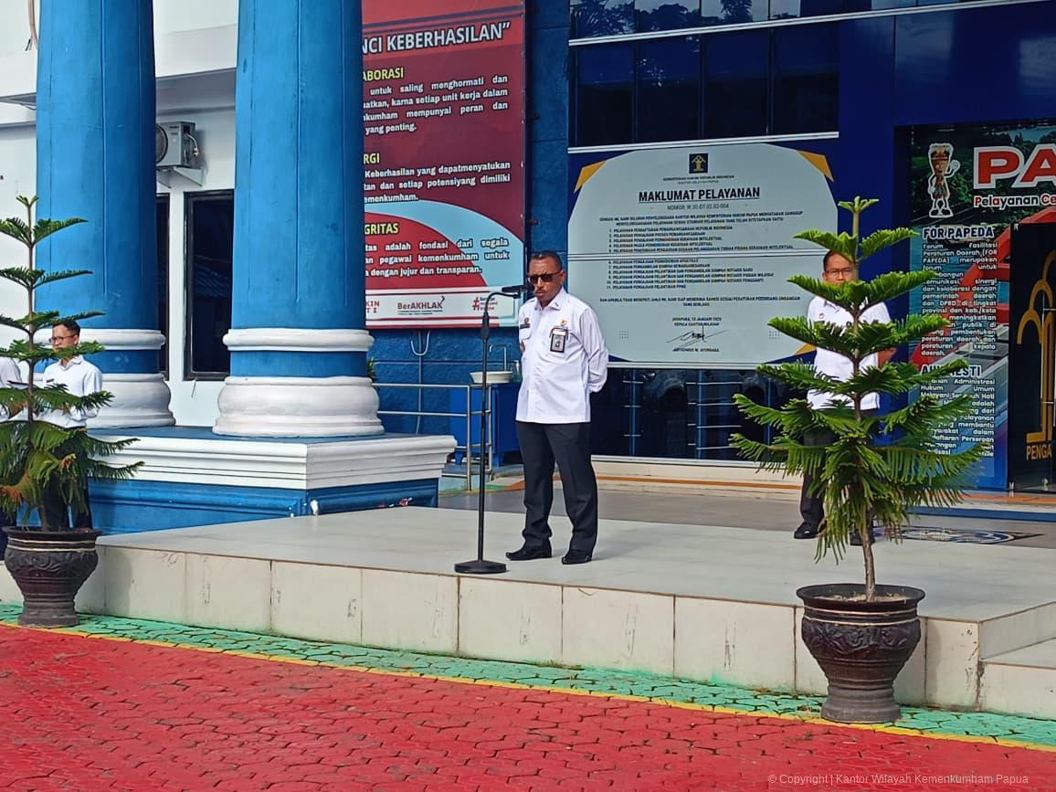 Pimpin Apel Pagi, Kakanwil Anthonius Mathius Ayorbaba Tekankan Kinerja Terbaik Menuju WBBM 2026